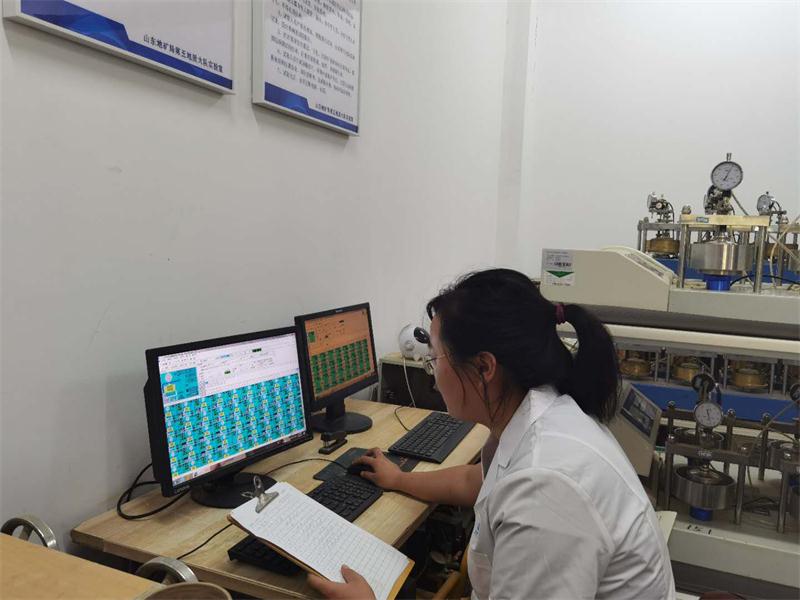 公司同002A：土工試驗(yàn)甲級(jí)，可以承擔(dān)甲級(jí)及以下工程勘察資格所能承擔(dān)工程勘察項(xiàng)目的土工試驗(yàn)任務(wù)； 聯(lián)系人：任玲，電話：18653883892(圖3)