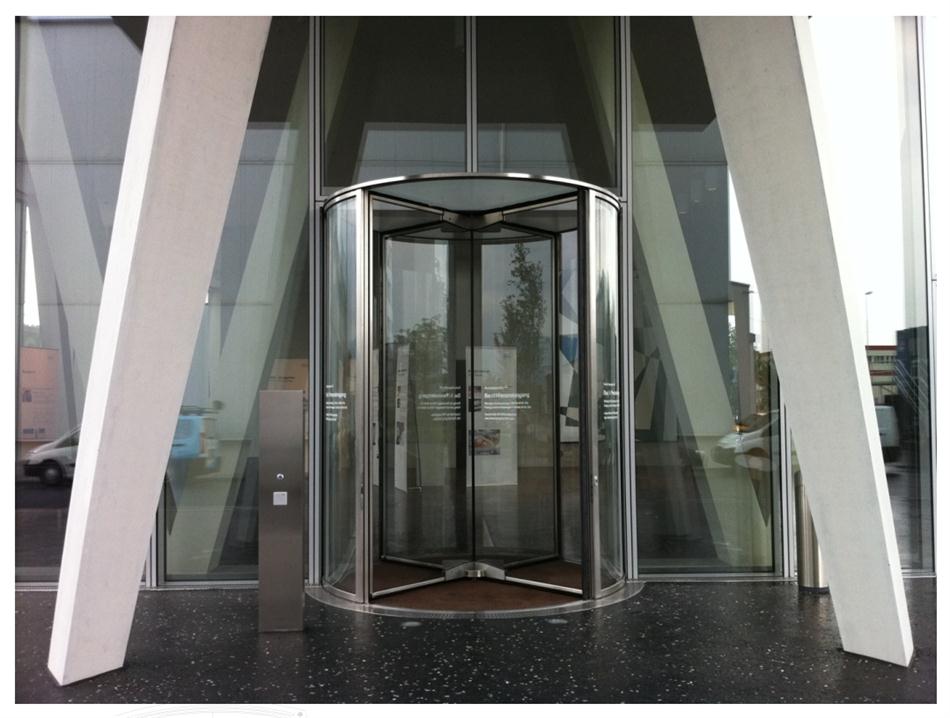 “水晶旋轉(zhuǎn)門”讓建筑、裝飾設(shè)計(jì)師更加自如！(圖2)